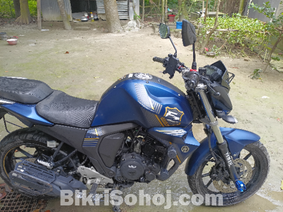 Yamaha Fz v2
